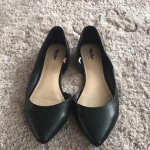 Mossimo pointed black flat